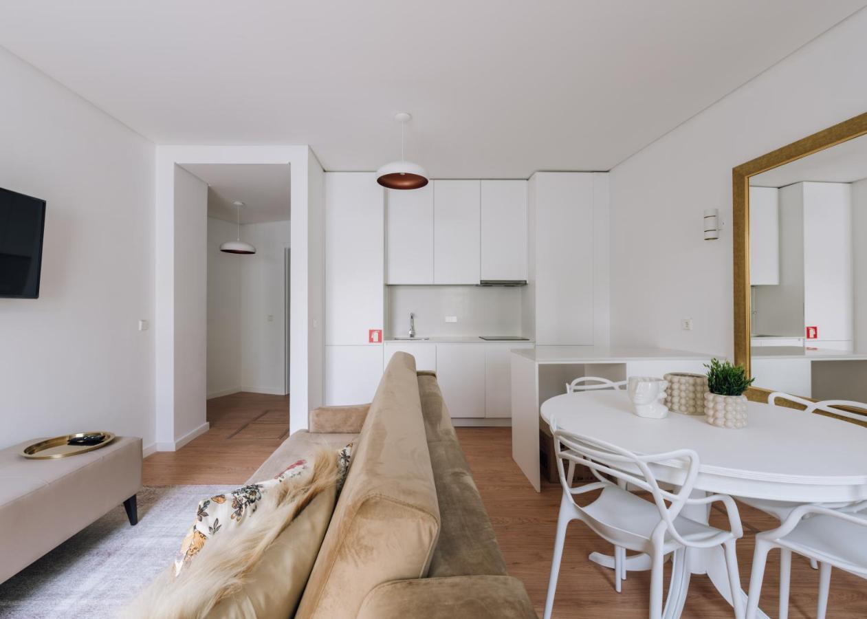 City Stays Martim Moniz Apartments Lisbona Esterno foto